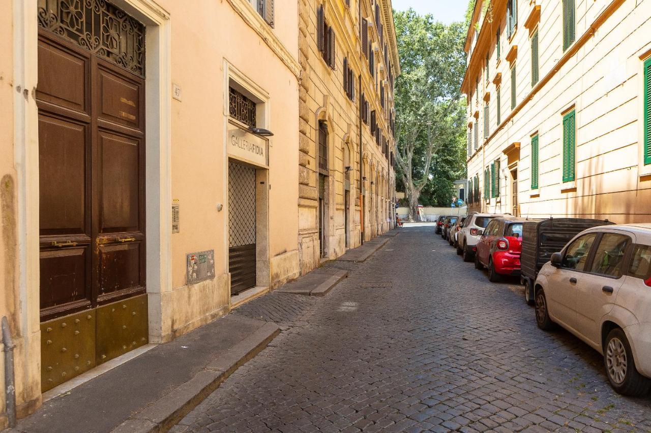 Lovely New Attic, Piazza Del Popolo! Рим Экстерьер фото